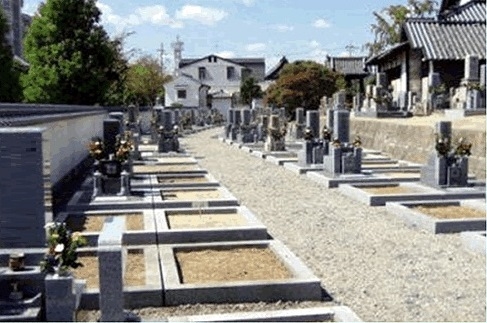 常念寺墓地