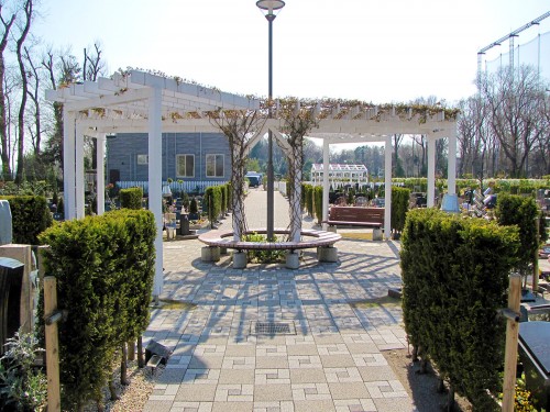 やすらぎの花の里 所沢西武霊園